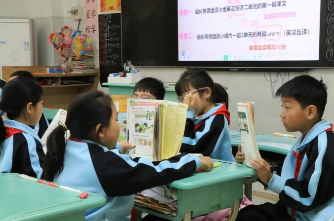 资讯